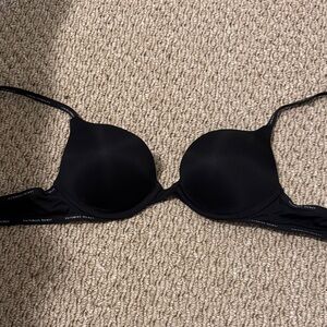Victoria's Secret T-Shirt push up plunge